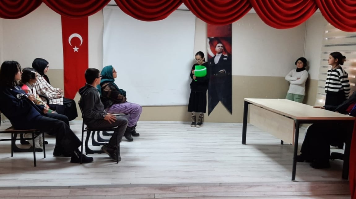 Tiyatro Etkinliğimiz